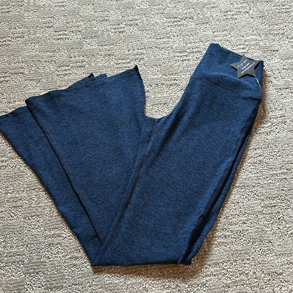 Women’s Flare PixieLane Leggings Size M NWT